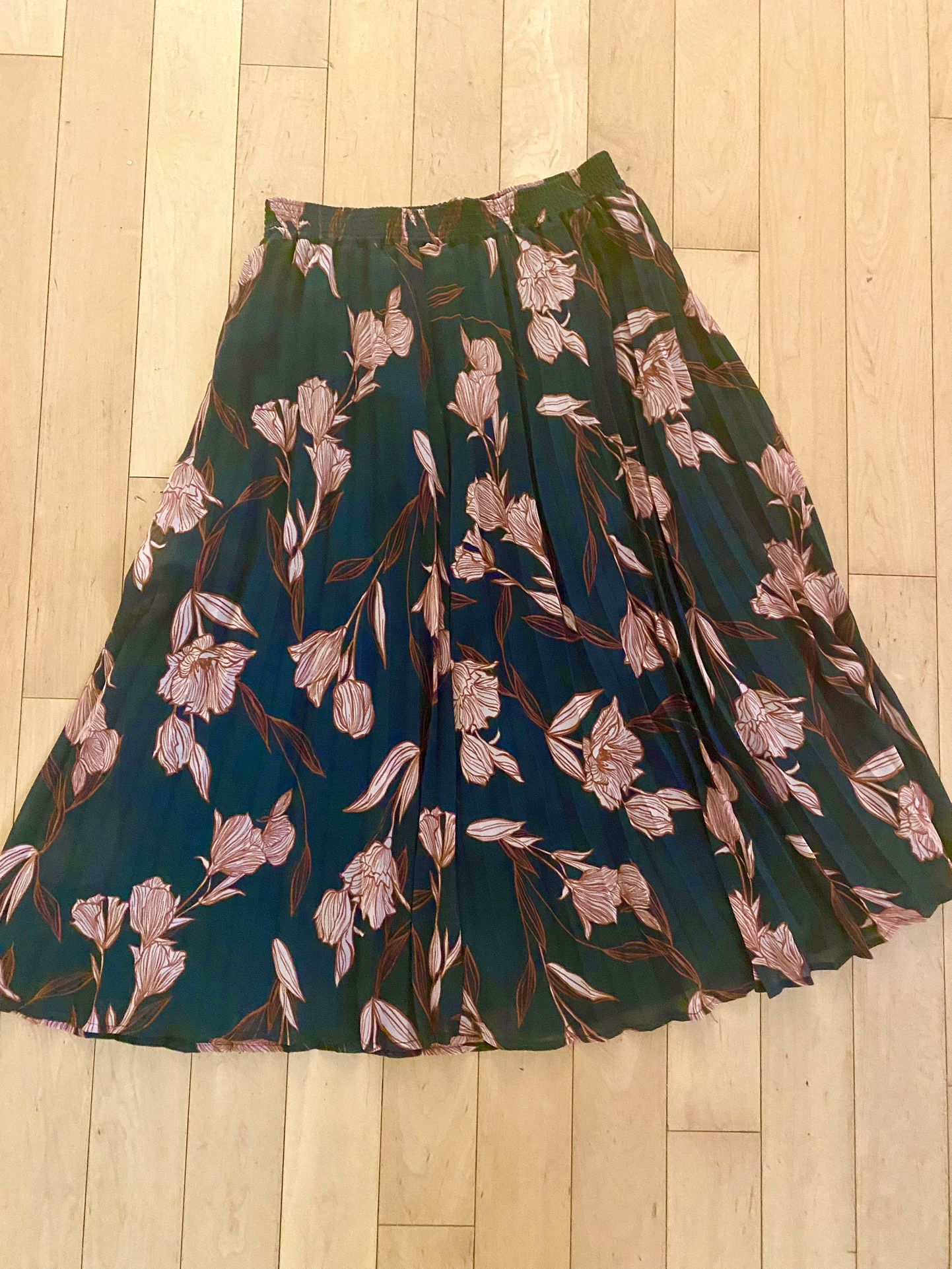 Beautiful Skirt A new day (small - 36-38)