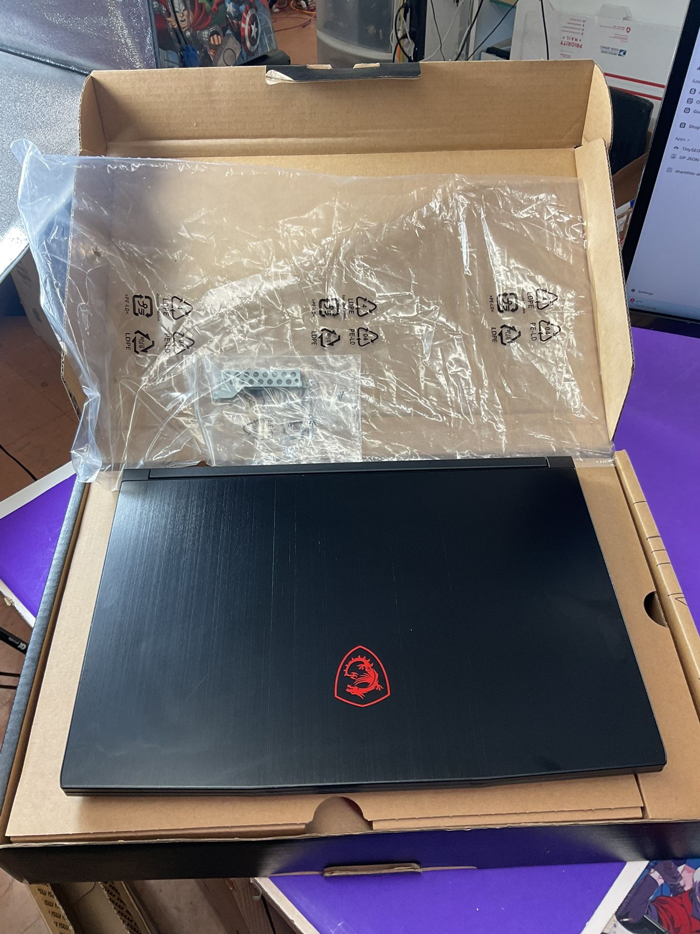 MSI Thin GF63 Gaming Laptop – i5-12450H / 8GB / RTX 2050 (95% Battery) Clean and fast MSI gami