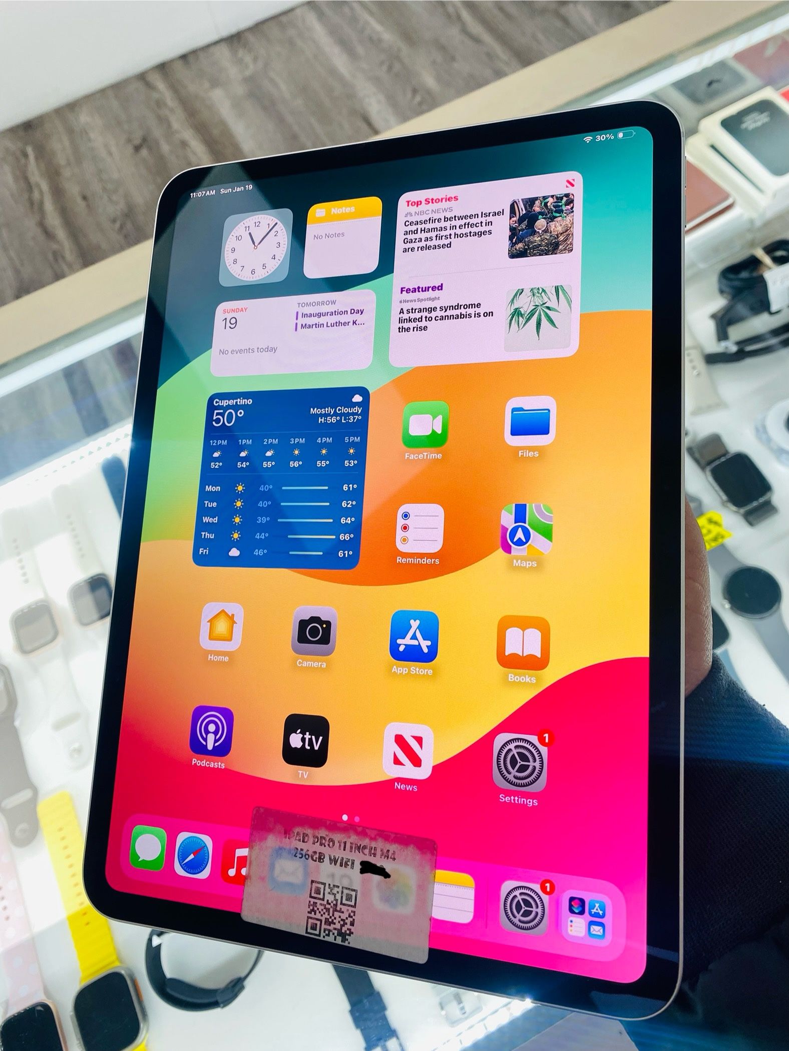 iPad Pro 11” M4 Chip 256gb Wi Fi $50 Down,All Products : American Fashion Style Bags On Sale