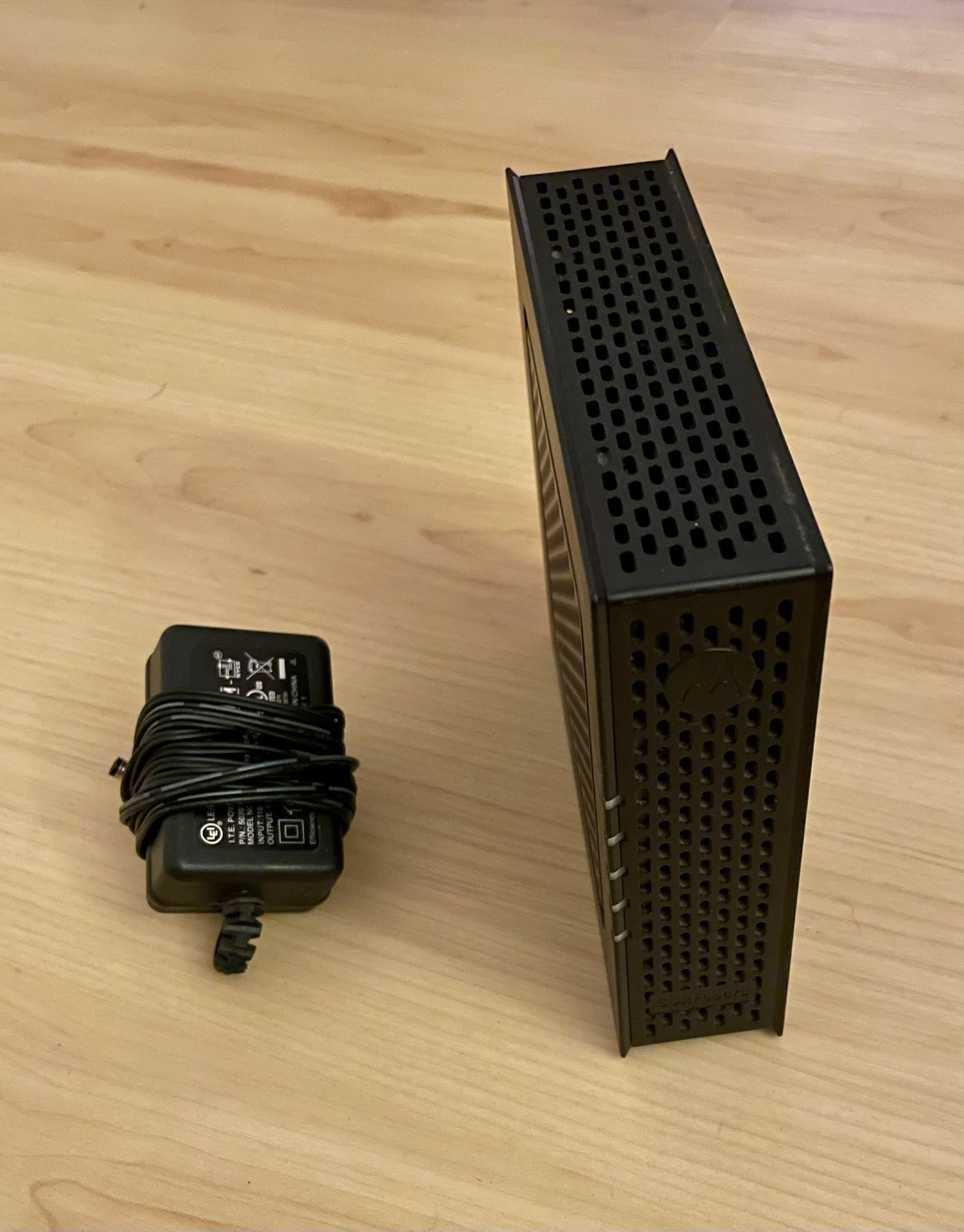 Motorola Surfboard SB6120 Cable Modem