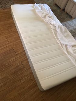 Mattress twin