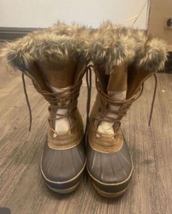 Boots Size 7  Excellent Condition worn Only an Hour  