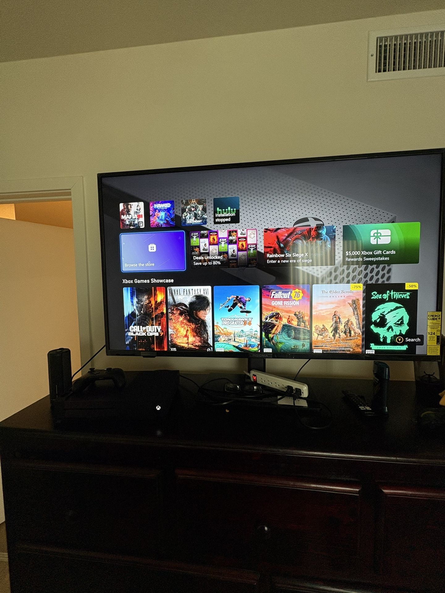 Xbox One Slim