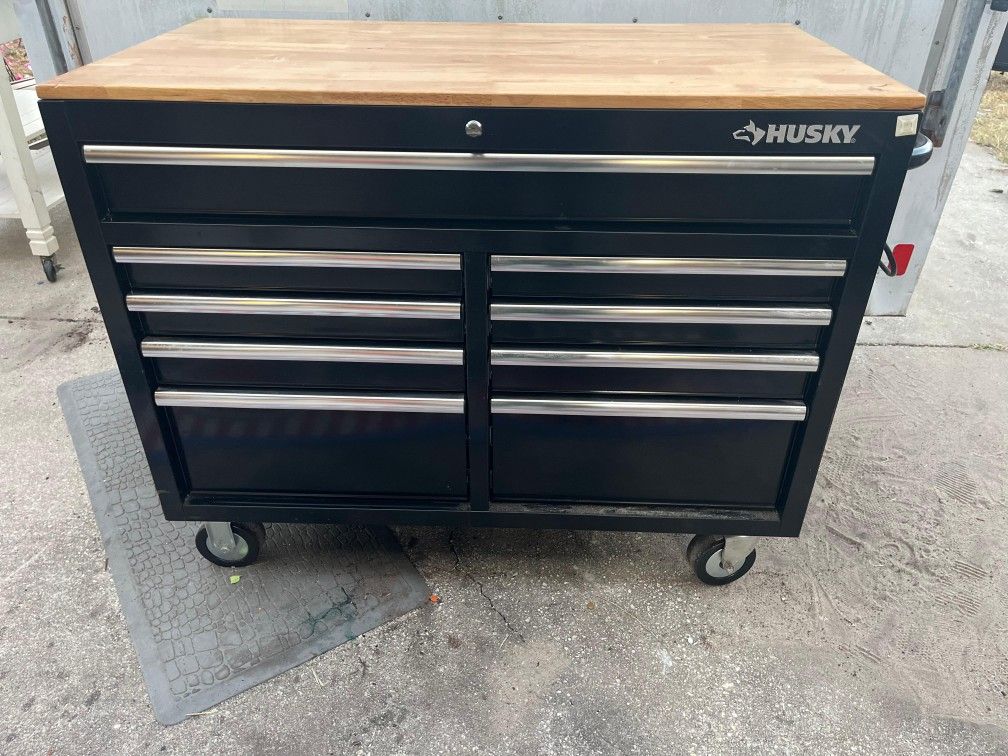 Husky Tool Box 