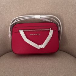 New Michael Kors Purse