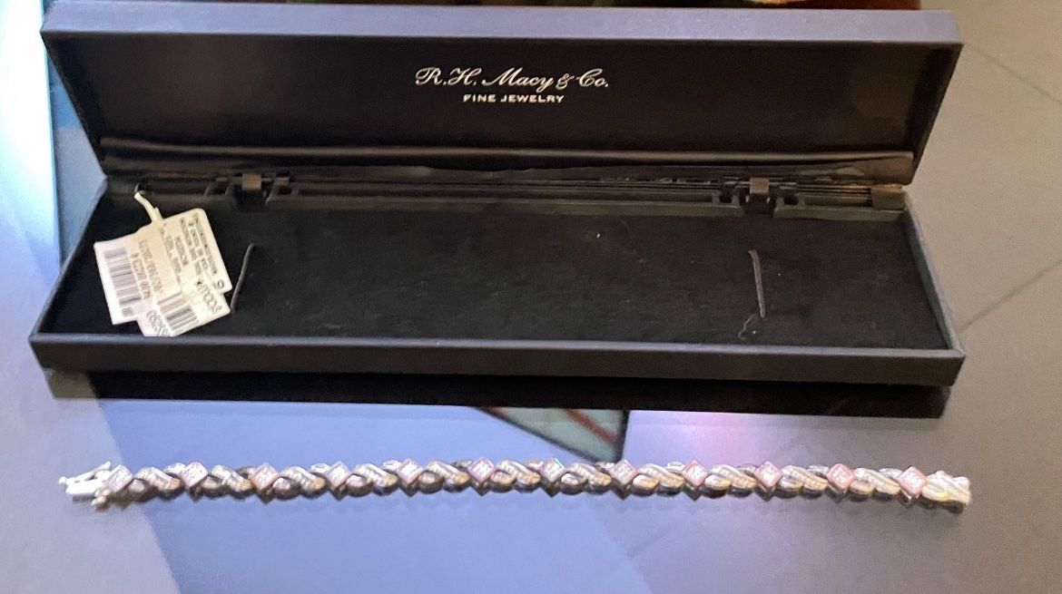 Sterling silver diamond tennis bracelet 