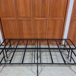 Twin Metal Folding Bed Frame 