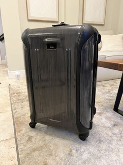 TUMI VAPOR 28" Medium/Large Checked Suitcase Trip Packing Hardcase Spinner Luggage - Black/Grey Bag