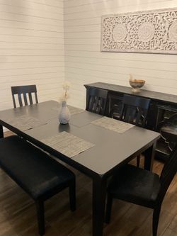 Dinning Table