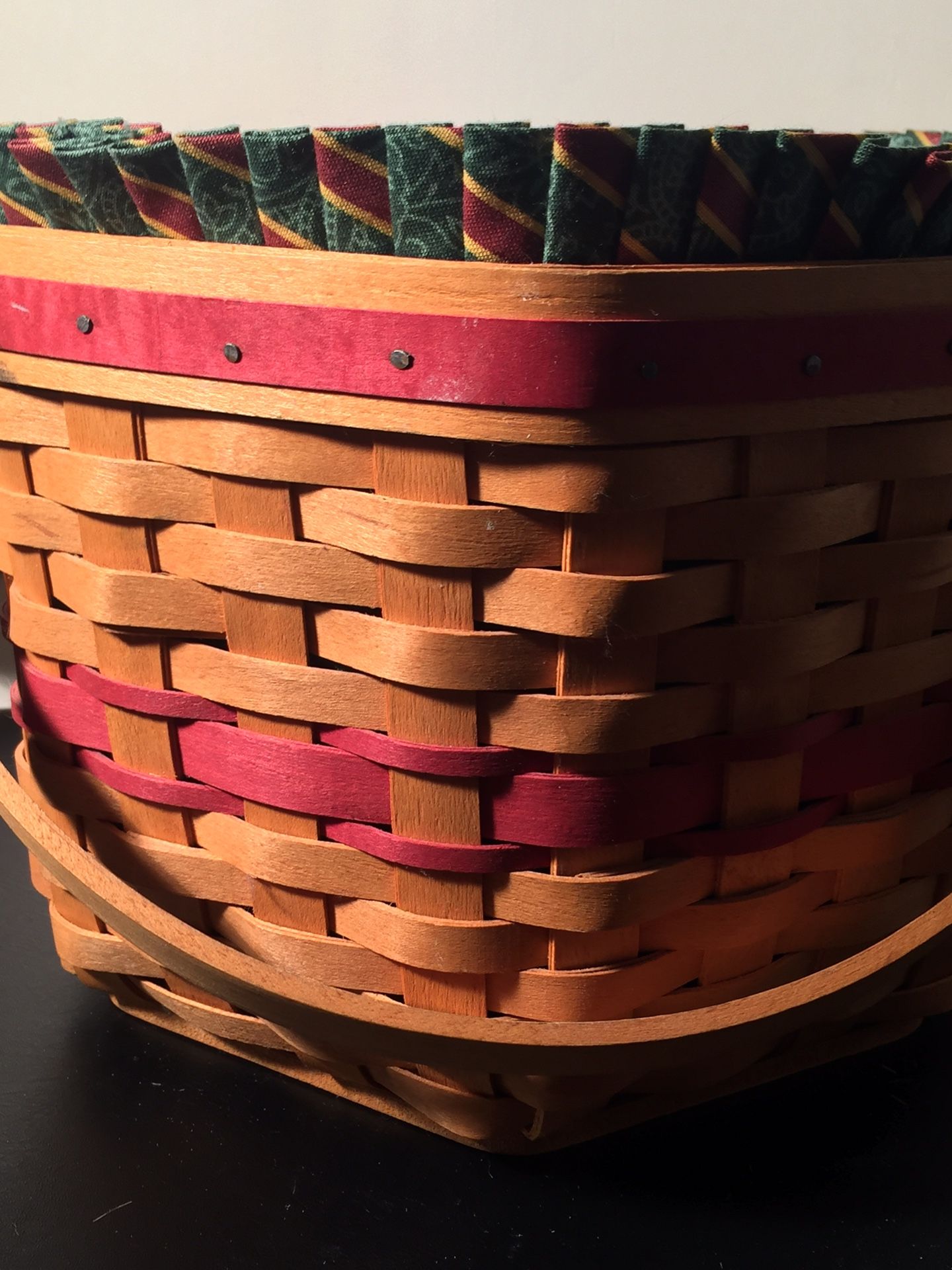 Longaberger basket with lining certificate Christmas