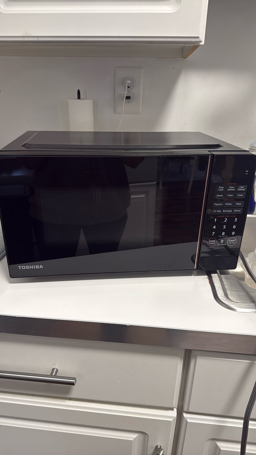 Toshiba Small Countertop Microwave