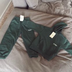 Green Sweatsuit Zara
