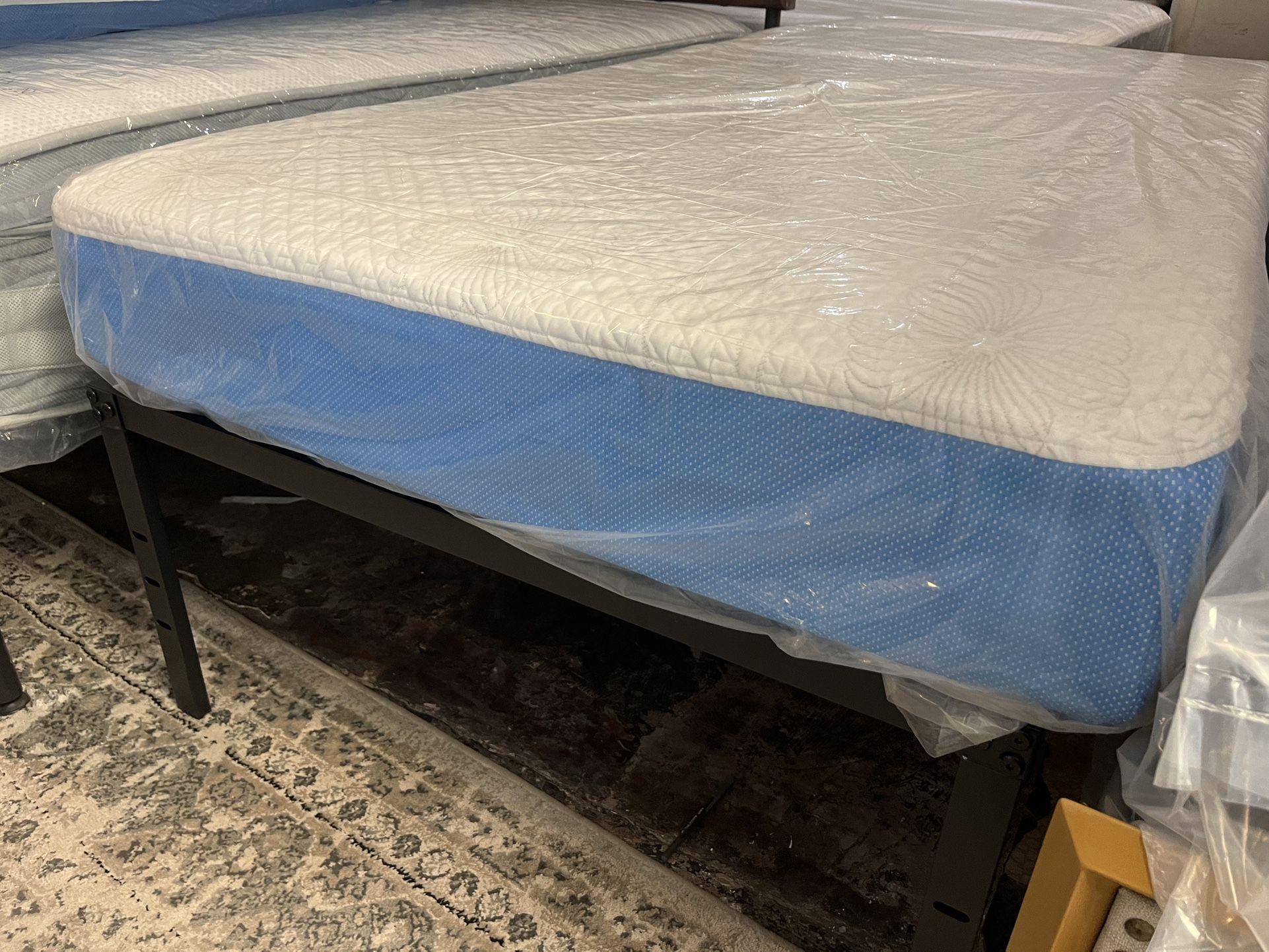 New Beautiful Twin Size Infused Gel Memory Foam Mattress ⭐️ Perfect Guest Mattress Or Bunk Bed Mattress ⭐️
