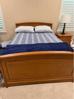 Solid Wood Full Bedroom Set