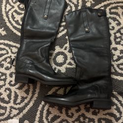 leather boots 