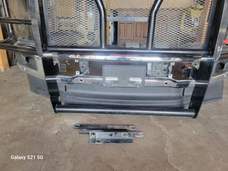 F350 front bumper with grill guard