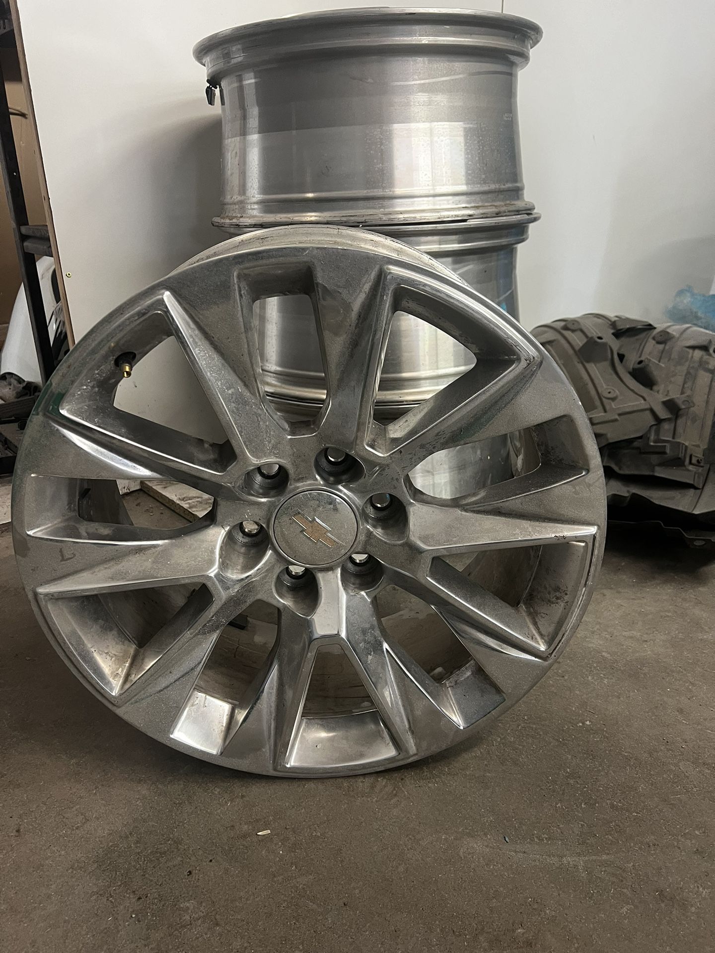 Excellent Condition 20 Inches Set Of 4 Rims And Tires 
