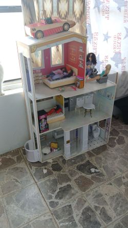 Dollhouse