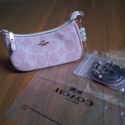 Coach Shoulder Bag 