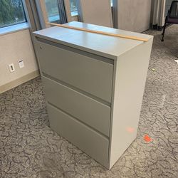 Lateral File Cabinet 3-drawer 