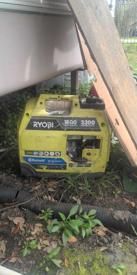 Ryobi 2300 Generator Runs
