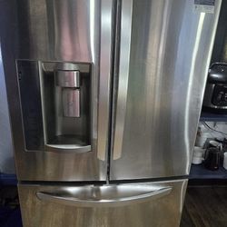 Refrigerator LG Excellent Condition 
