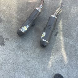 07-2008 Yamaha R1 Exhaust 