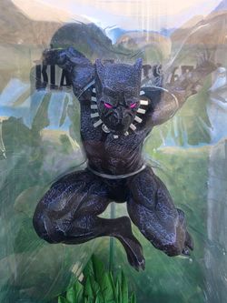 Marvel Black Panther Figure & Comic Book Set
