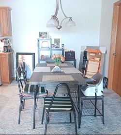 Table and 4 chair set