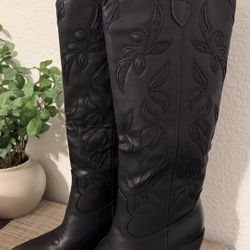 Cowgirl Boots Size 8 ✨new