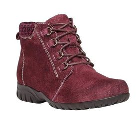 **NEW IN BOX Red Ankle Boot Women's 8.5**