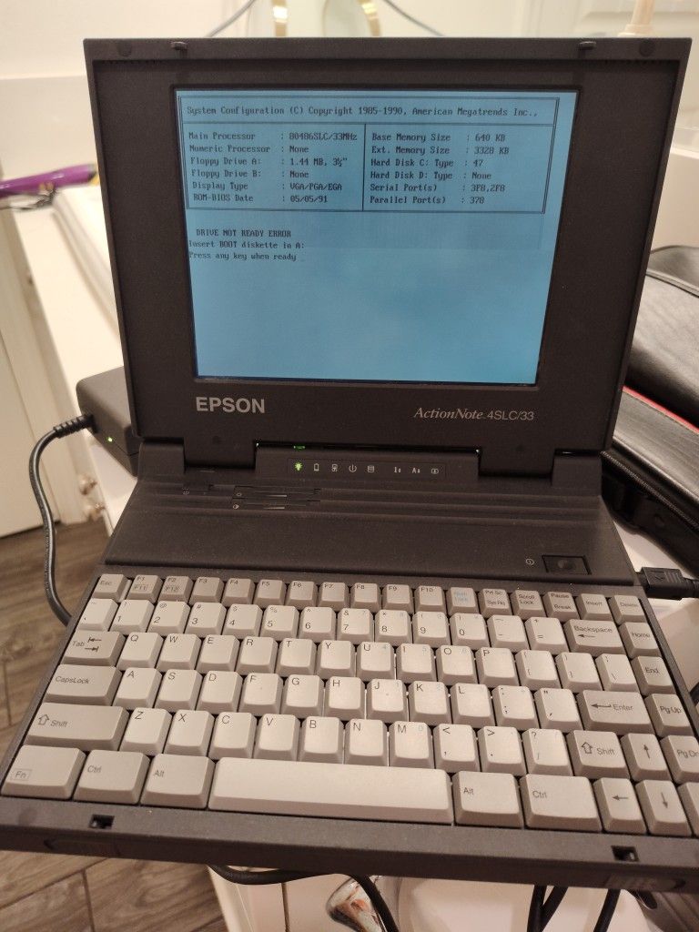 Vintage Epson Laptop ! In Perfect Condition Sale Sale !,