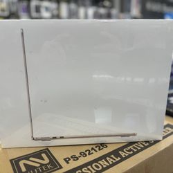 MacBook Air  13 Inch M2 Chip  256 Gb