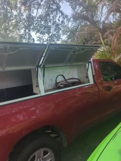 Fiberglass shell, topper