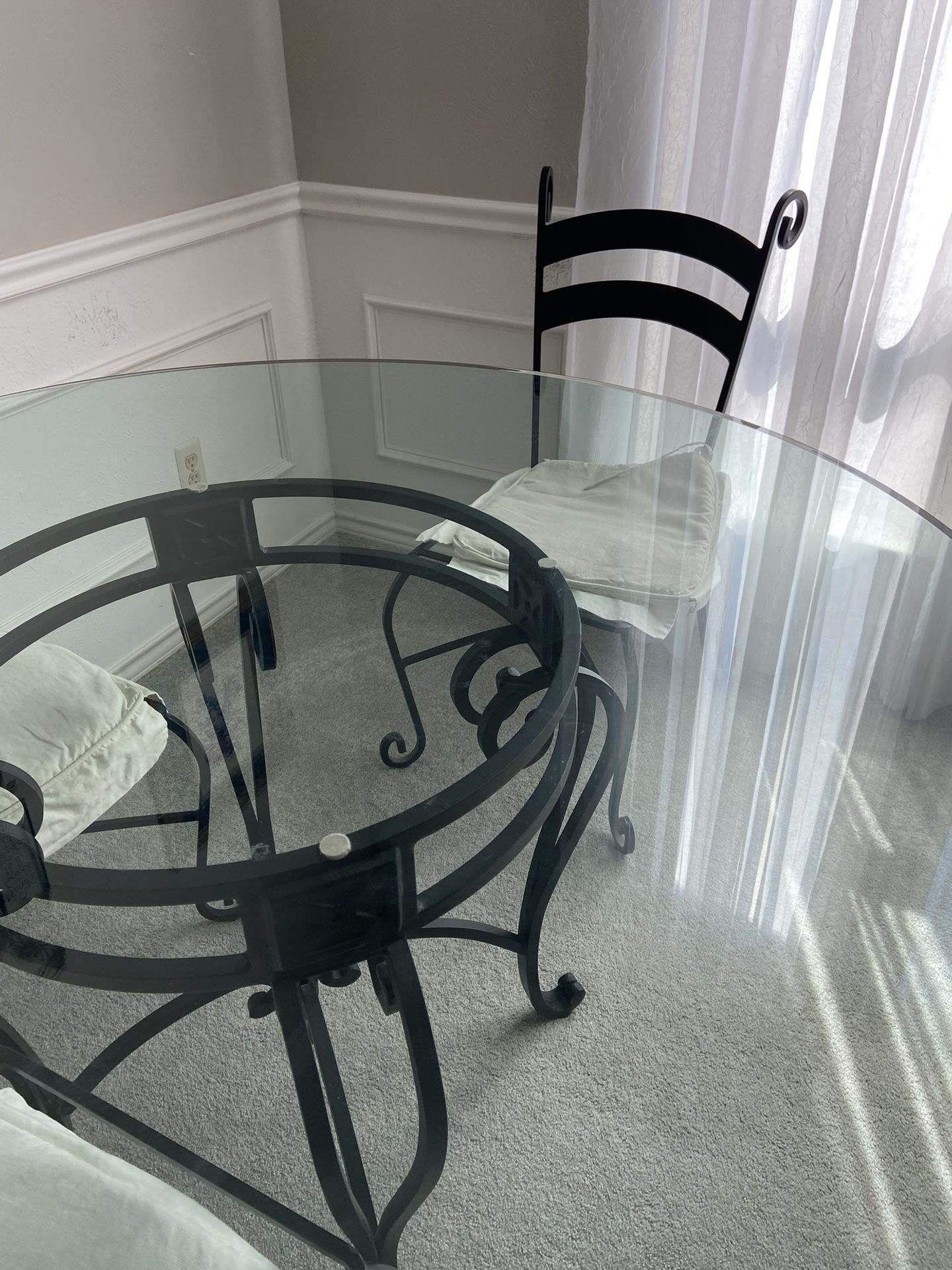 🔥FINAL PRICE CUT!!- Bombay Company Wrought Iron And Glass 54” Table w/4 Chairs 