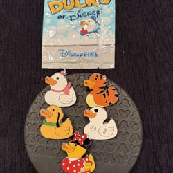 Disney Duck Pins 