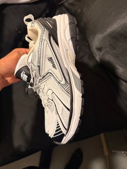 Avia White and Gray Chunky Sneakers