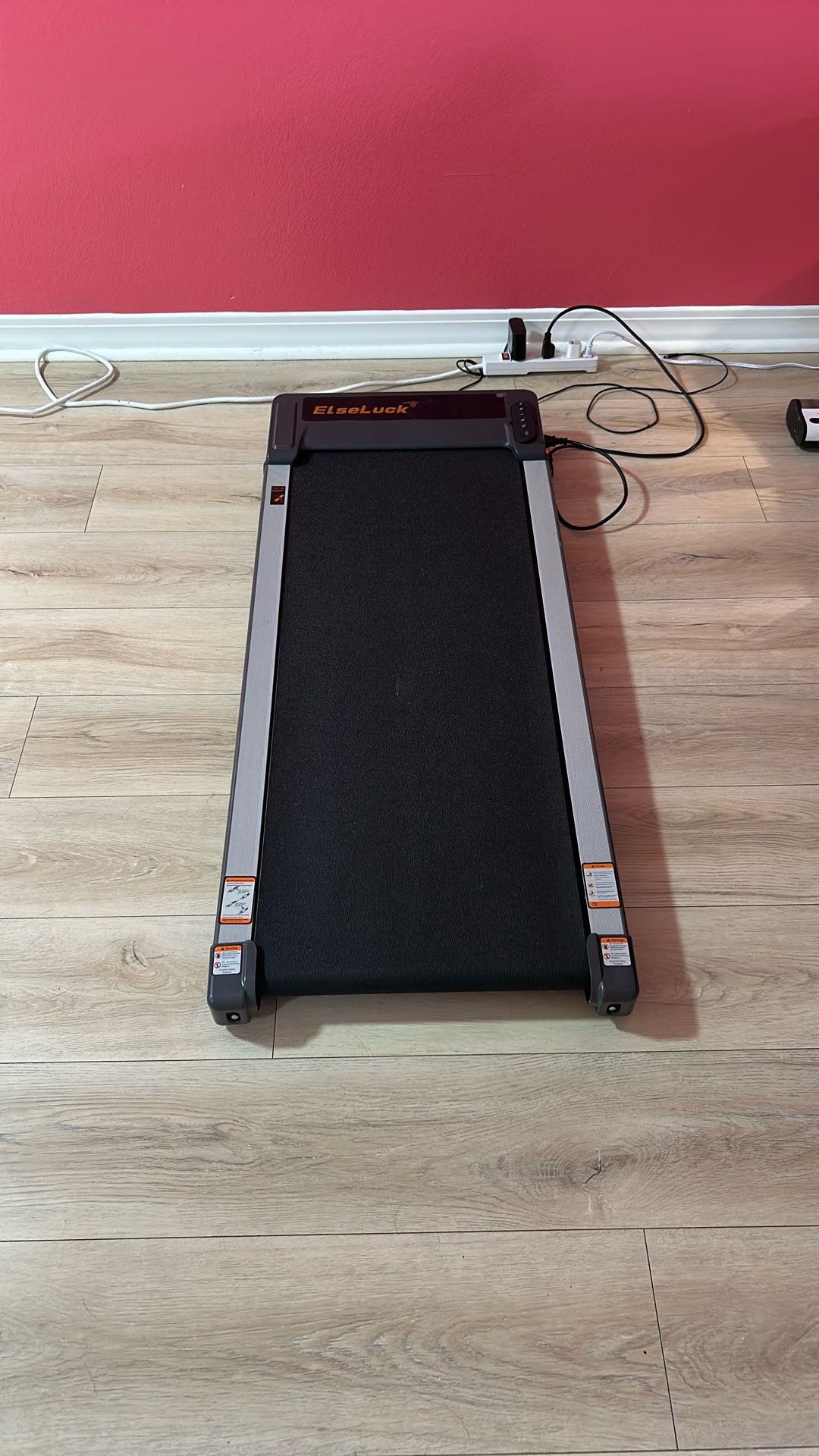 Freestanding Treadmill