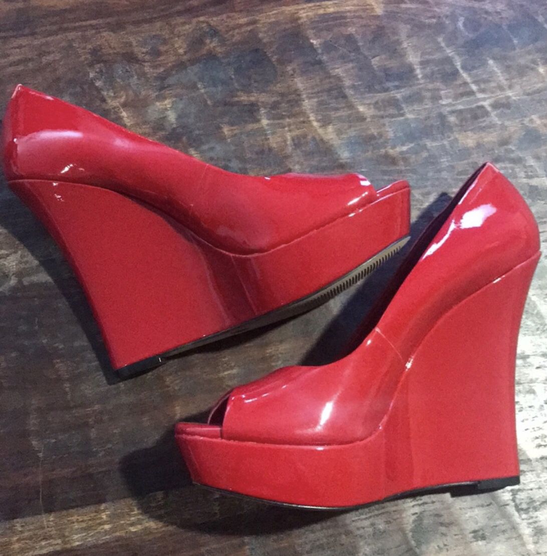 Jessica Simpson Lipstick Red Leather Wedge 9.5