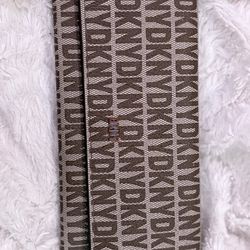 DKNY wallet