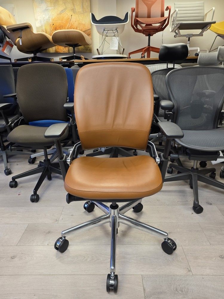 ๐LIKE NEW!๐2023 STEELCASE LEAP V2 PREMIUM POLISHED ALUMINUM BASE/FRAME CUSTOM SADDLE LEATHER COGNAC COLOR FULLY ADJUSTABLE ARMS & LUMBAR SUPPORT