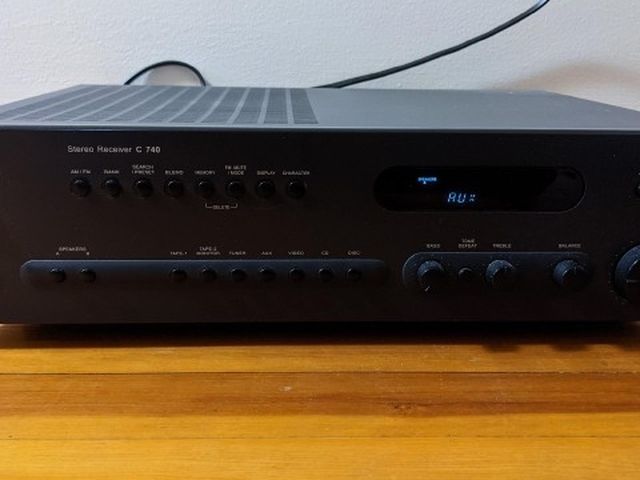 NAD C740 Stereo Receiver