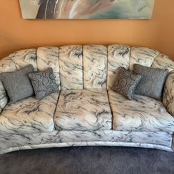 Sofa 