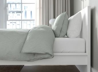 Bed Frame With Bed