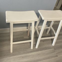 White Wooden Bar Stools- Great For Kitchen Island! 