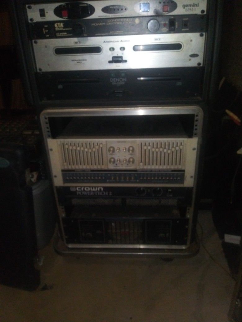 Sound Power Rack Crown Equalizer Crown Power Tech Two Amplifier Ramsa Amplifier
