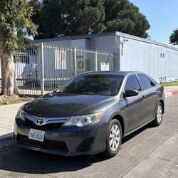 2013 Toyota Camry le
