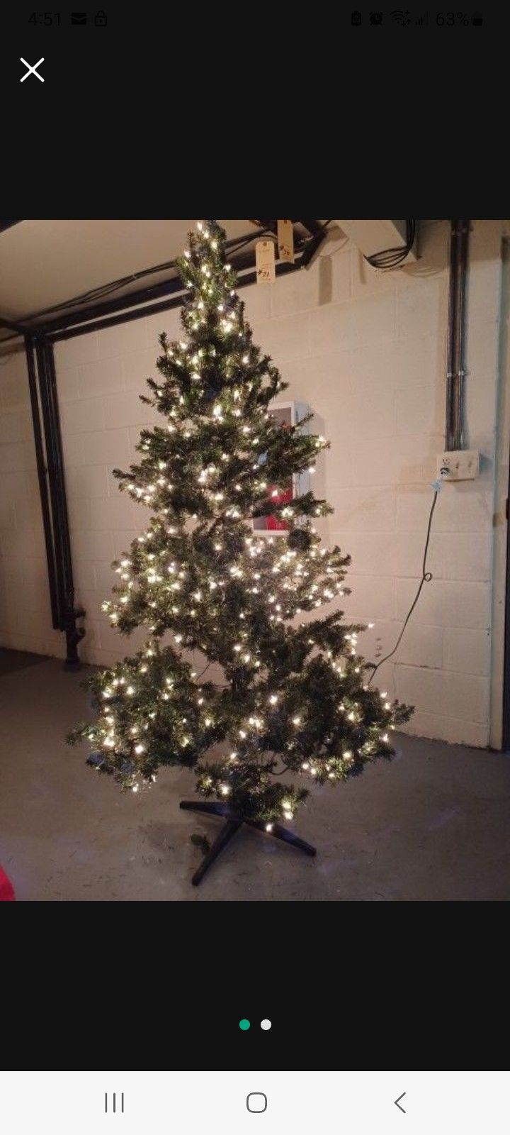 Artificial Christmas Tree-Pre Lit