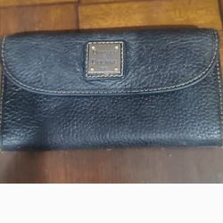 Dooney & Bourke Pebbled Leather Full Wallet