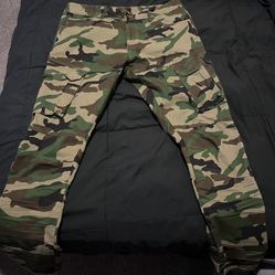 smoke rise camo cargos